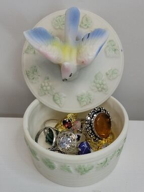 Porcelain Bird Trinket Box with Dove Filled With Sz9-10 Rings